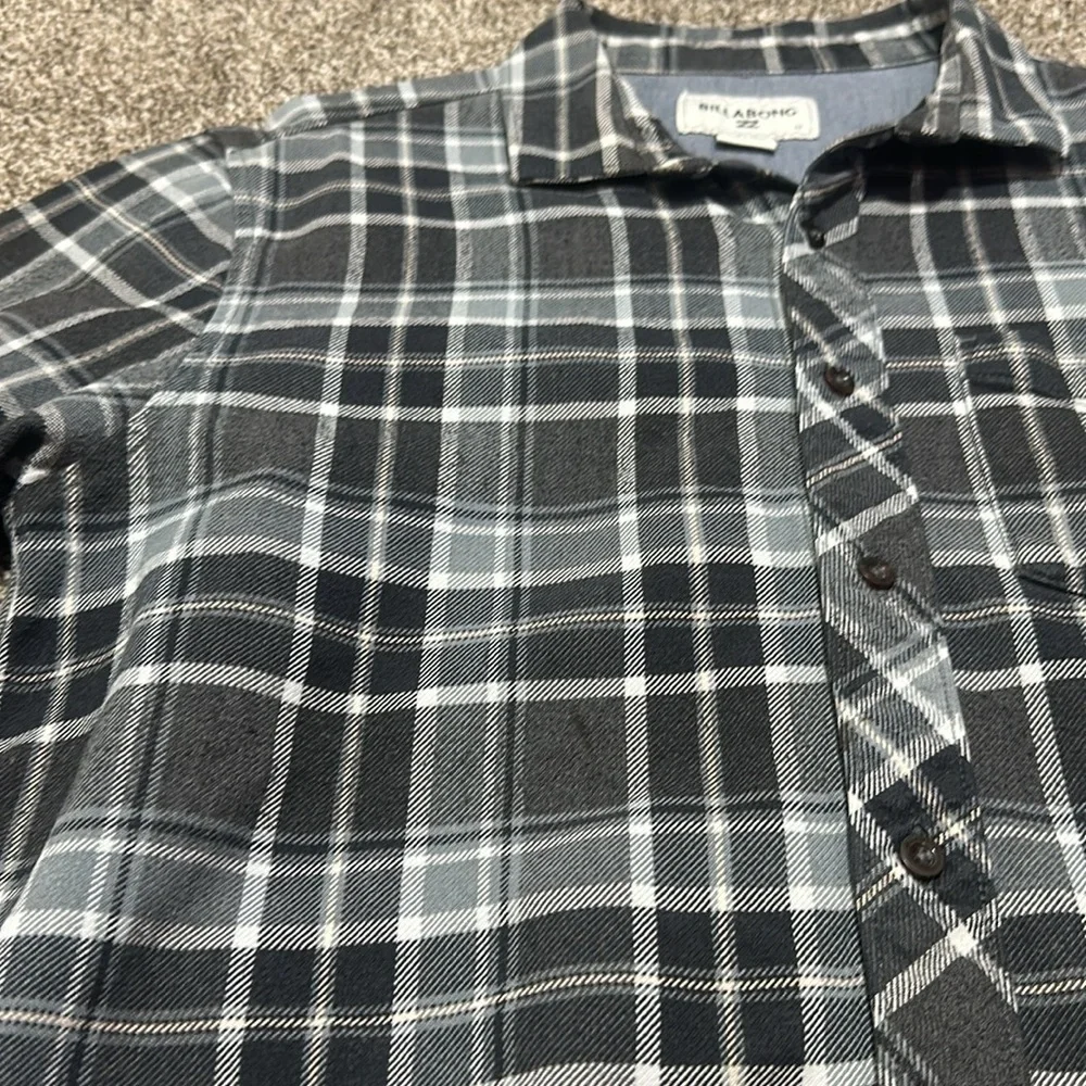 Billabong Men's Henderson Long Sleeve Woven Flannel medium Black Heather - Picture 10 of 12